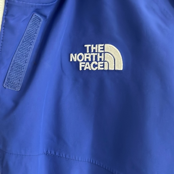 North face ski jacket - Picture 2 of 7